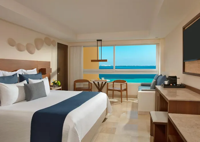 Dreams Sands Cancun Resort & Spa (Adults Only)