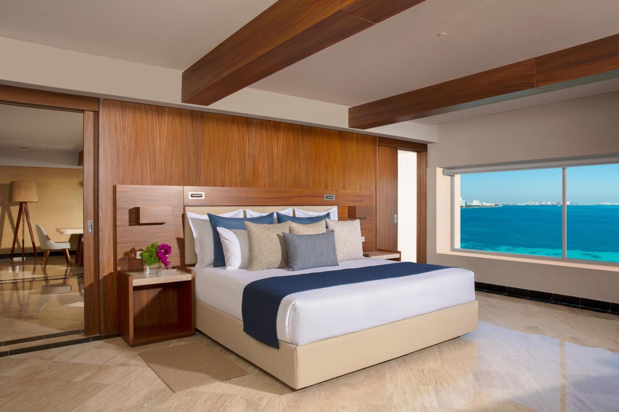 Dreams Sands & (adults Only) Resort